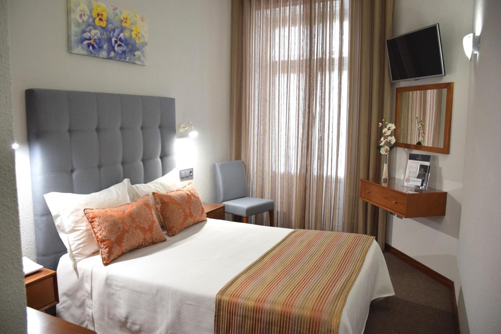 Lusitana Hotel Porto Kamer foto