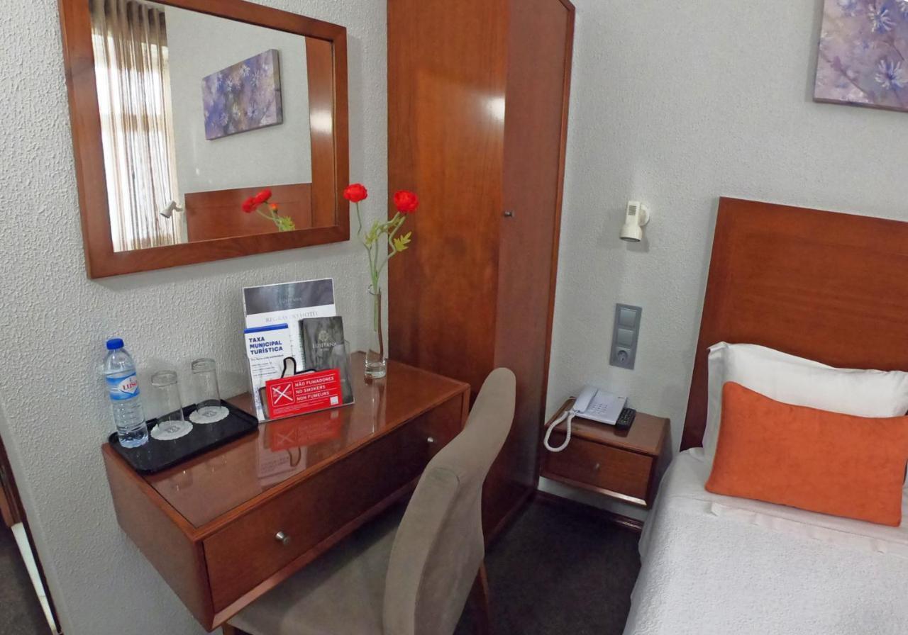 Lusitana Hotel Porto Buitenkant foto