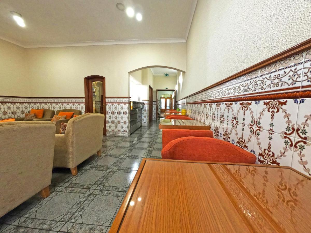 Lusitana Hotel Porto Buitenkant foto